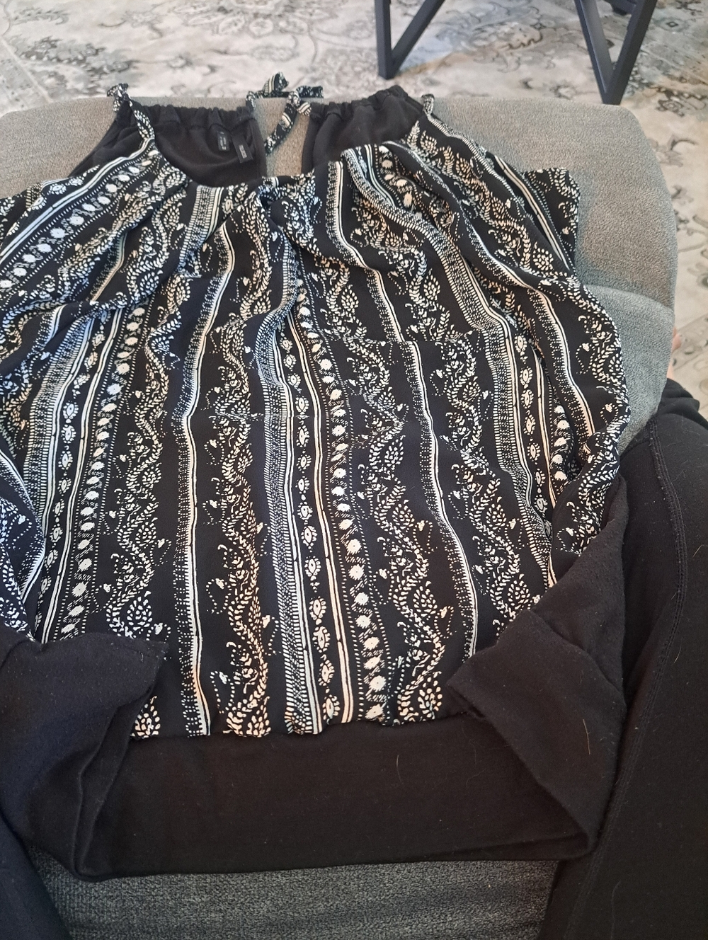 Maurices Black and White Patterned Sleeveless Camisole